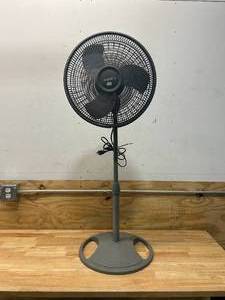lot 103 image: LASKO Height Adjustable Fan