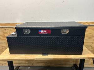 lot 118 image: RDS Aluminum Transfer Fuel Tank Toolbox Combo, 50-Gallon, Rectangular, Black Diamond Plate, Model# 74026PC