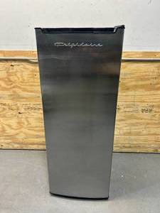 lot 119 image: FRIGIDAIRE EFRF696-AMZ Freezer