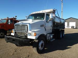 lot 3 image: 2009 Sterling Tender Truck Twin Screw
