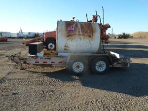 lot 6 image: 1997 Felling Trailer WFuel Tank