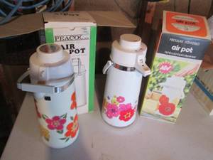 lot 115 image: Peacock Air-pump Thermos jug in original box and Pressure powered air pot dispensers