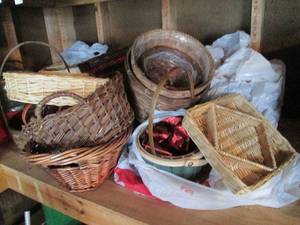 lot 120 image: Large collection of decorative baskets
