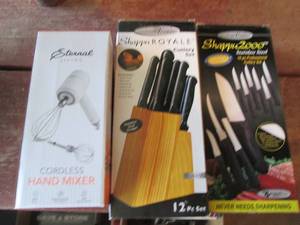 lot 182 image: Cordless hand mixer and (2) Cutlery sets