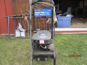 lot 97 image: Ex-Cell 6hp gas powered 2100psi pressure washer with hose and wand