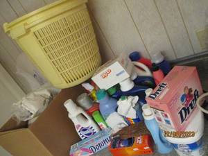 lot 15 image: Large assortment of laundry detergents, softeners and other supplies
