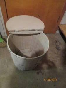 lot 24 image: Wood laundry or trash bin on wheels