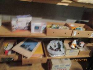 lot 31 image: Random lot of misc cooking, Canning, cleaning and other household supplies