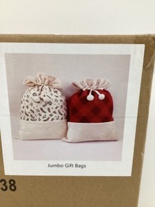 lot 36 image: New CG Hunter Jumbo Holiday Cloth 27 X 36 Gift Bags Red & White Set 2. new