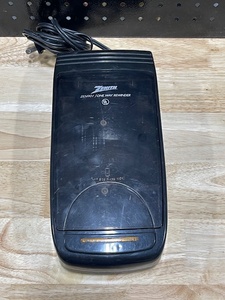 lot 31 image: Zenith One Way VHS Tape Rewinder