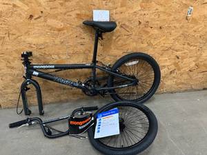 Mongoose Index 1.0 20 Freestyle Bike - Black Needs assemblin