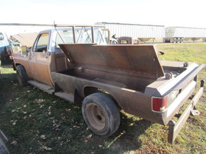 lot 13 image: 74 Chevy C20 Pickup wCustom Service Bed