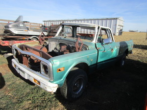 lot 20 image: 72 Chevy K10 Pickup 4x4