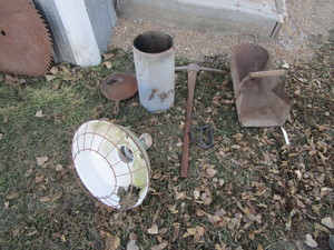 lot 38 image: Misc. Vintage Items (see pics)