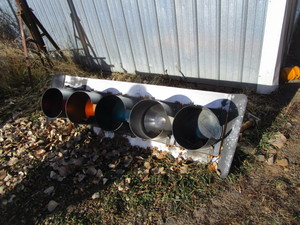 lot 37 image: Traffic Light