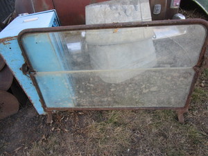 lot 35 image: Model T Windshield