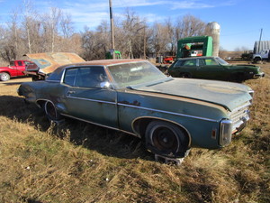 lot 3 image: 69 Impala