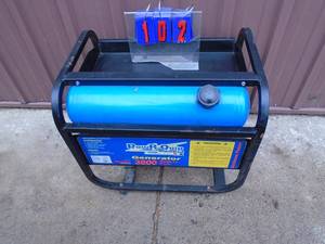 lot 102 image: Powr Quip 3800 watt generator. Robin Subaru motor. Used condition. Tested & works. As shown. THIS ITEM HAS A RESERVE.