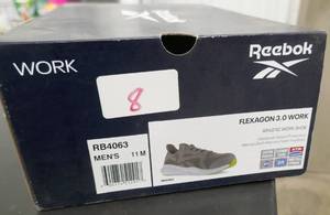 lot 8 image: Mens Reebok athletic work shoe, electrical hazard - size 11 Med