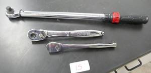 lot 15 image: Craftsman ratchets and torque wrench