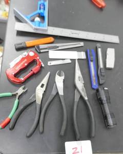 lot 21 image: Square, Needle nose, box cutters, etc