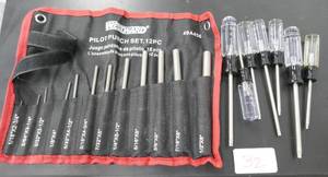 lot 32 image: Westward pilot punch set and torx