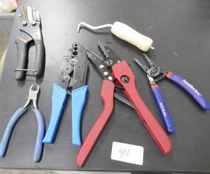 lot 41 image: group of wire stripping tools