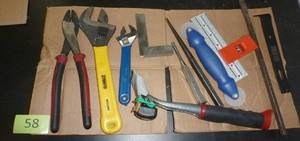 lot 58 image: misc mixture of tools and tool bucket