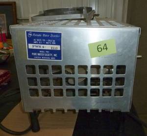 lot 64 image: Portable water distiller PWS4-1533