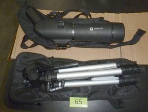 lot 65 image: Simmons zoom spotting scope 20-60x60 and tripod