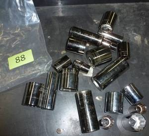 lot 88 image: 12 inch Westward sockets, bigger sizes SAE