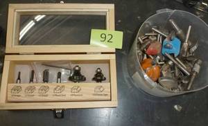 lot 92 image: lot of router bits