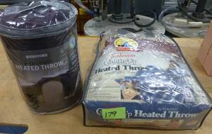 lot 179 image: 2 Heated throw blankets - new