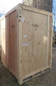 lot 207 image: Plywood Crate used once measures 78X80x90 tall