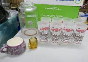 lot 282 image: Set of 8 Kentucky Derby glasses