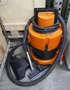 lot 286 image: shop vac - tested and works