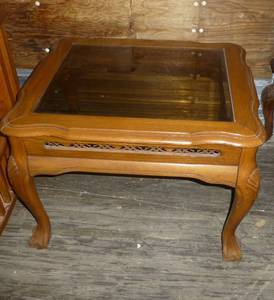 lot 311 image: Nice wood end table with glass top 28x24x20t