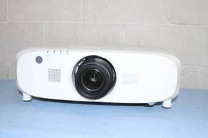 lot 12 image: Panasonic PT-EZ580 Widescreen 5000-Lumen Large Venue Home Theater WUXGA HD Projector  Projection System