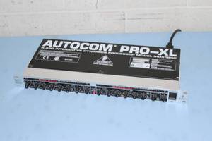 lot 36 image: Behringer MDX1600  MDX-1600 Reference-Class 2-Channel Pro Audio Expander  Gate  Compressor