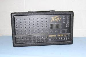 lot 49 image: Peavey XR-680E Portable Pro Audio Powered Mixer  Amplifier