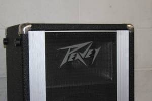 lot 65 image: Peavey 212H Pro Audio Column Speaker