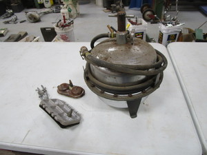 lot 48 image: Brake Bleeder