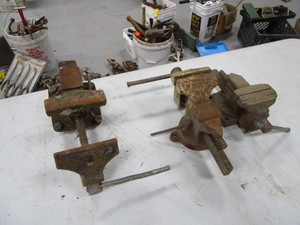 lot 53 image: (3) 3 12 Bench Vises