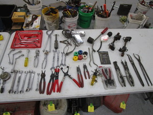 lot 56 image: Automotive Tools