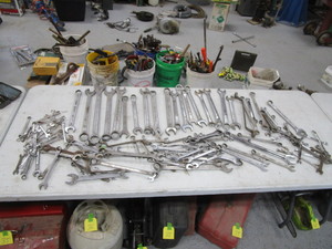 lot 77 image: Std. Wrenches