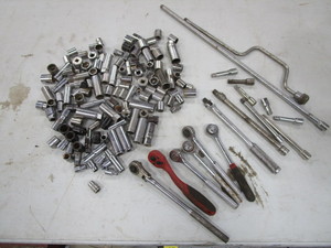 lot 85 image: 38 Drive Sockets, Ratchets, Extensions