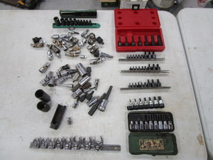 lot 91 image: Specialty Sockets