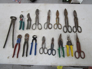 lot 97 image: Tin Snips & Wire Cutters