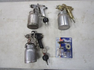 lot 117 image: Paint Guns