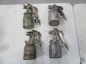 lot 118 image: Paint Guns